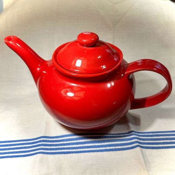 CLASSIC GLAZED RED TEAPOT By WORLD MARKET 4.5 cup Capacity ♥️ - Picture 4 of 9